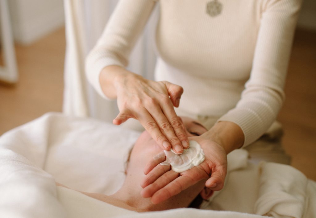 Crema facial hidratante para bioterapia facial